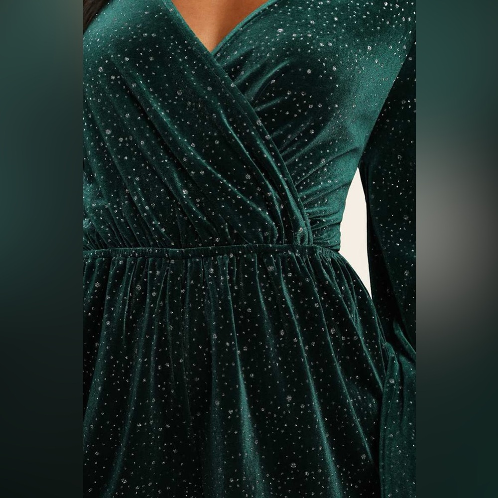 Lulus Beneath a Starry Sky Emerald Green Velvet Silver Sparkly Romper Medium NWT - Picture 15 of 15